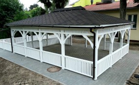  Wiata rekreacyjna przy Sianowskim Klubie Integracji