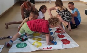 Zabawy integracyjne w Placówce Wsparcia Dziennego w Skibnie