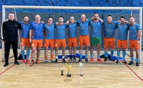 Oldboje Victorii z pucharem Burmistrza Karlina