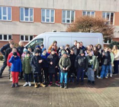 Program edukacyjny " W Służbie Prawu " w sianowskiej szkole. Program edukacyjny " W Służbie Prawu " w sianowskiej szkole.